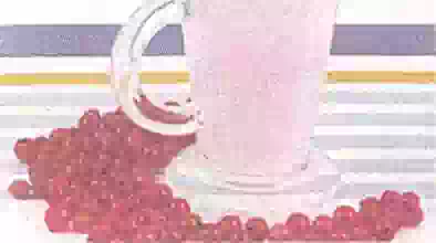 Коктейль 'Ягодный снег'