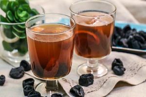 Яблочный взвар с черносливом и грушей Яблочный взвар с черносливом и грушей