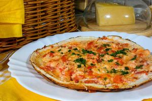 Омлет с помидорами и сыром Омлет с помидорами и сыром