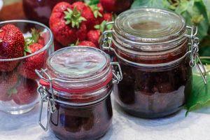 Варенье из клубники с водкой Варенье из клубники с водкой
