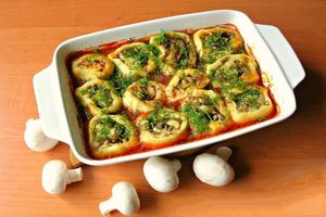 Картофельные рулетики с грибами Картофельные рулетики с грибами