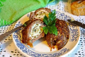 Зразы мясные с омлетом