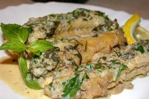 Угорь в зеленом соусе