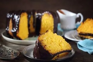 Бразильский морковный пирог с шоколадом